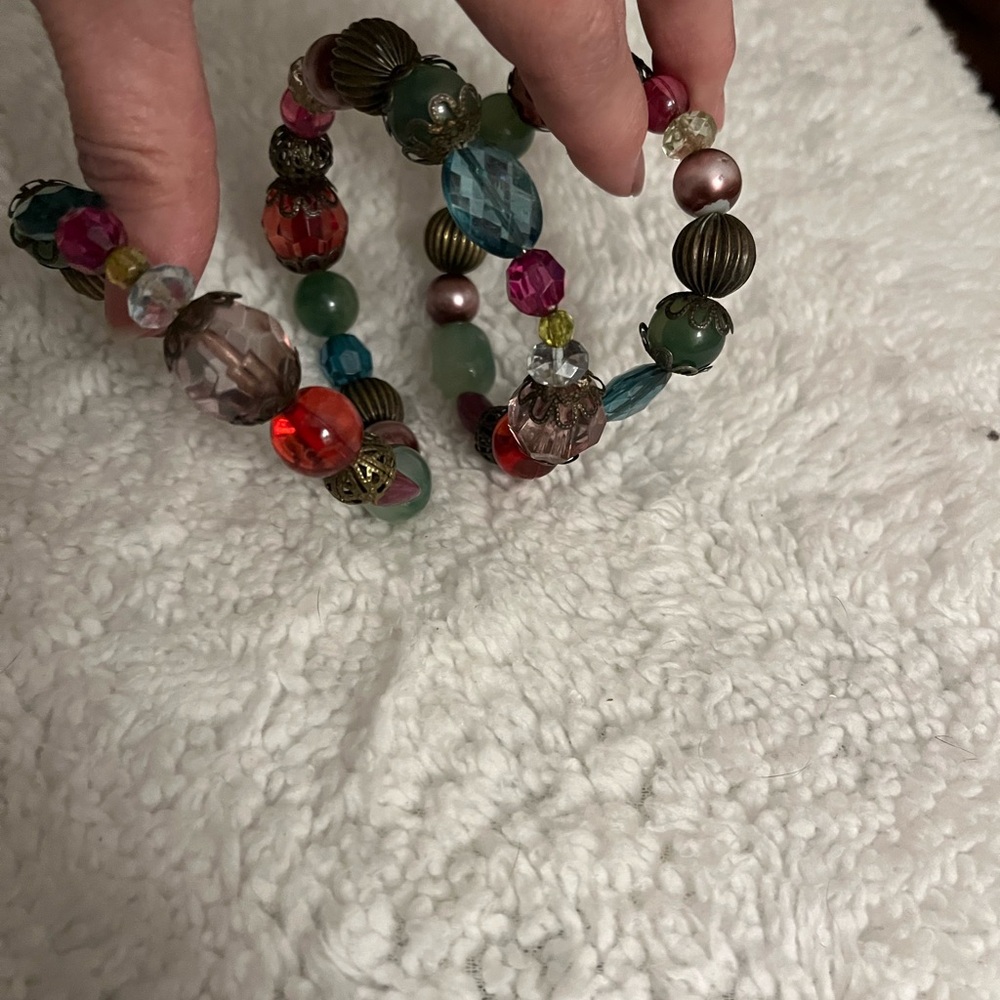 Bundle: Assorted Vintage Bracelets & Necklaces In… - image 6